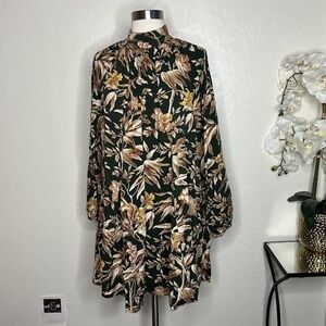 H&M Dark Green Floral Wide Cut Dress 6